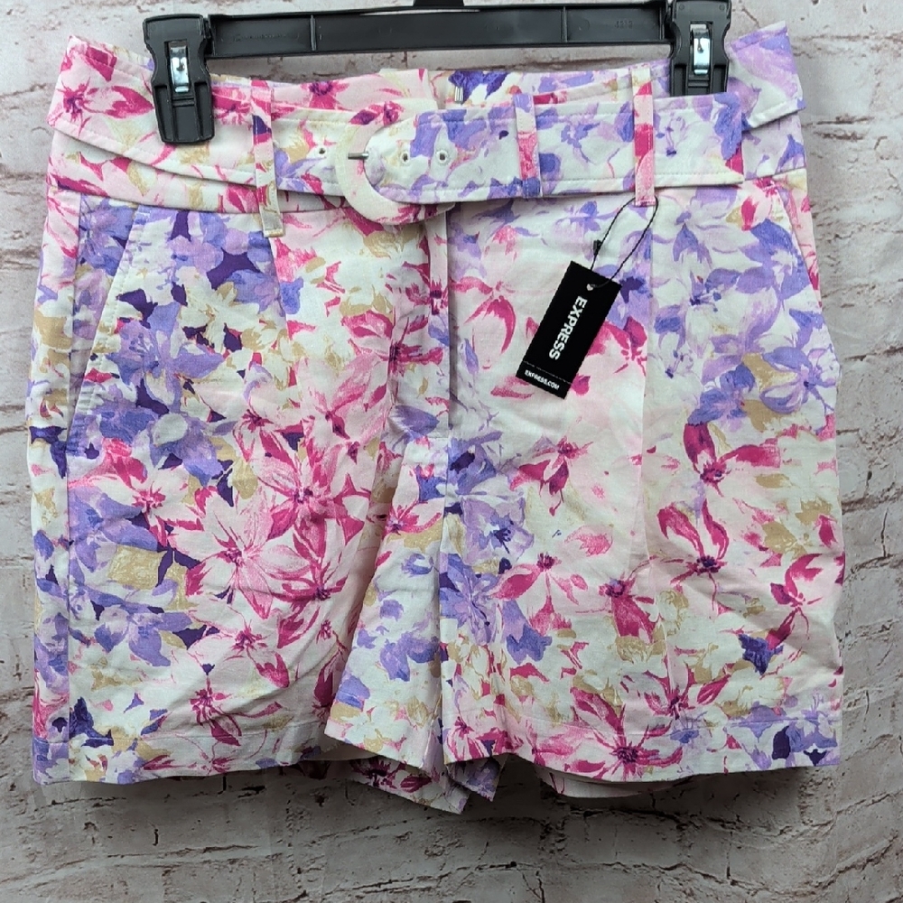 Express Women's Floral Shorts SiZe 8 New Nwt